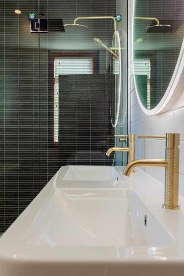 Wigram Hotel Крайстчёрч Экстерьер фото
